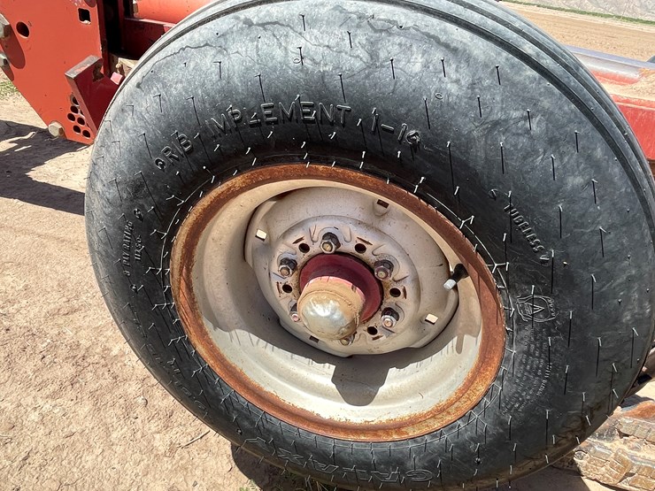 #9034-•-case-ih-6-bottom-roll-over-plow-image-6