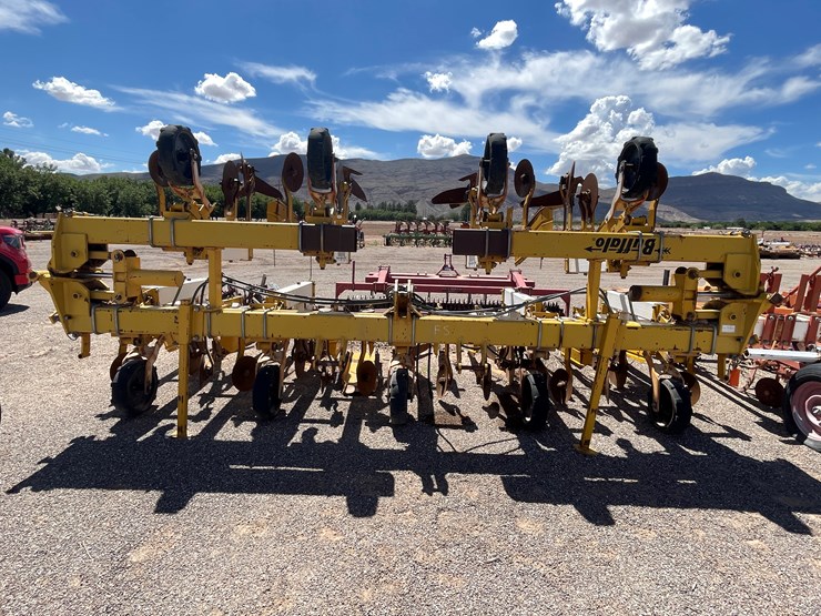 #9108-•-buffalo-cultivator-3-pt-image-35
