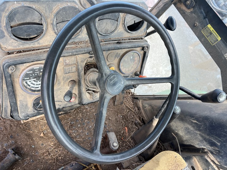 1990-deutz-allis-7085-image-7