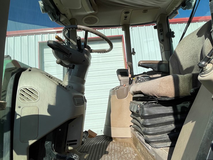 john-deere-7230-premium-image-41