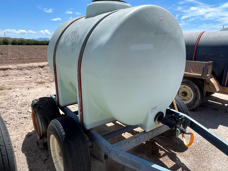 #9138-•-525-gallon-fertilizer-tank-image-3