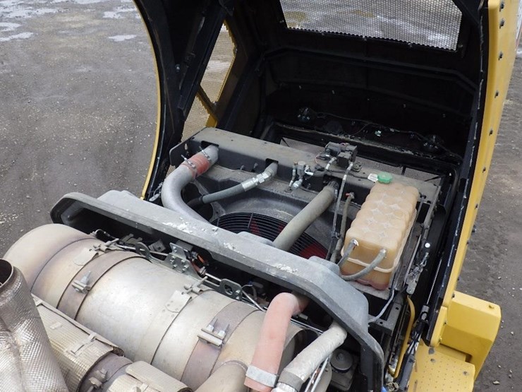 2022-caterpillar-980-image-43