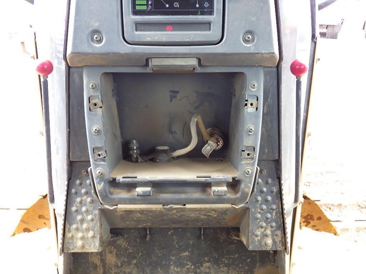 2017-deere-950k-lgp-image-39