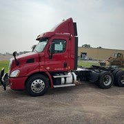 2020 FREIGHTLINER CASCADIA 113