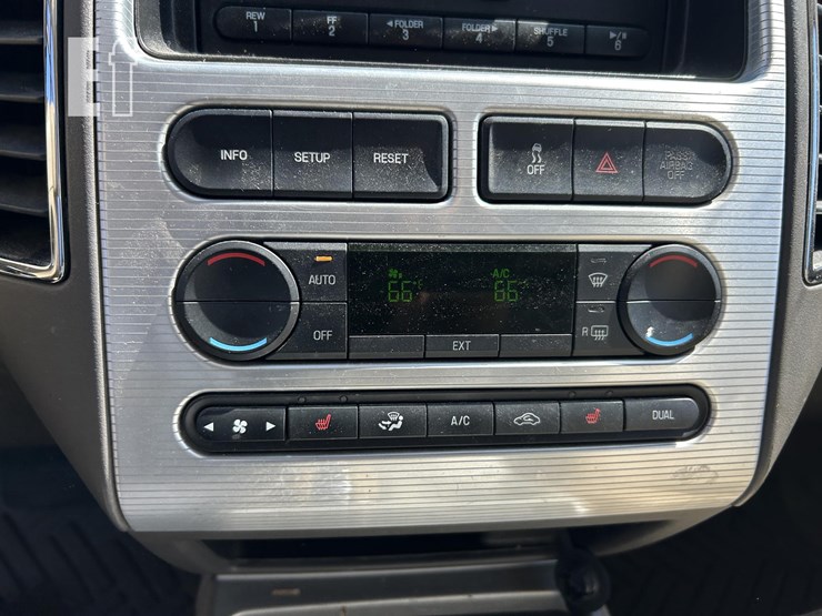 2008-ford-edge-image-17