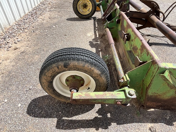 #9143-•-10'-scraper-image-5