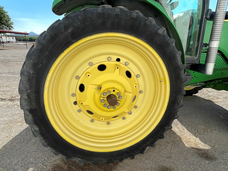 john-deere-7230-premium-image-75