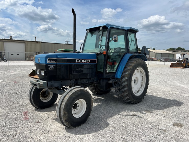 1996-ford-8340-image-18