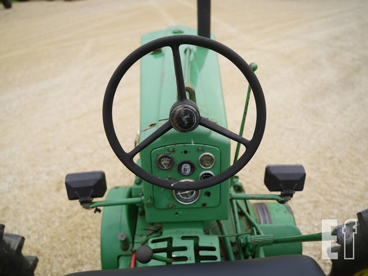 john-deere-720-image-27