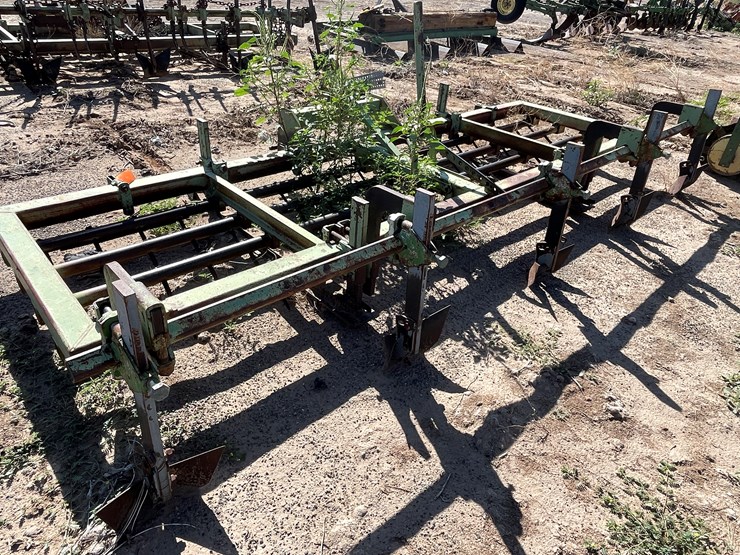 #9040-•-3-pt-spike-tooth-tillage-implement-custom-image-3