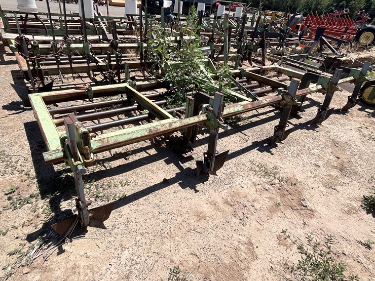 #9040-•-3-pt-spike-tooth-tillage-implement-custom-image-12
