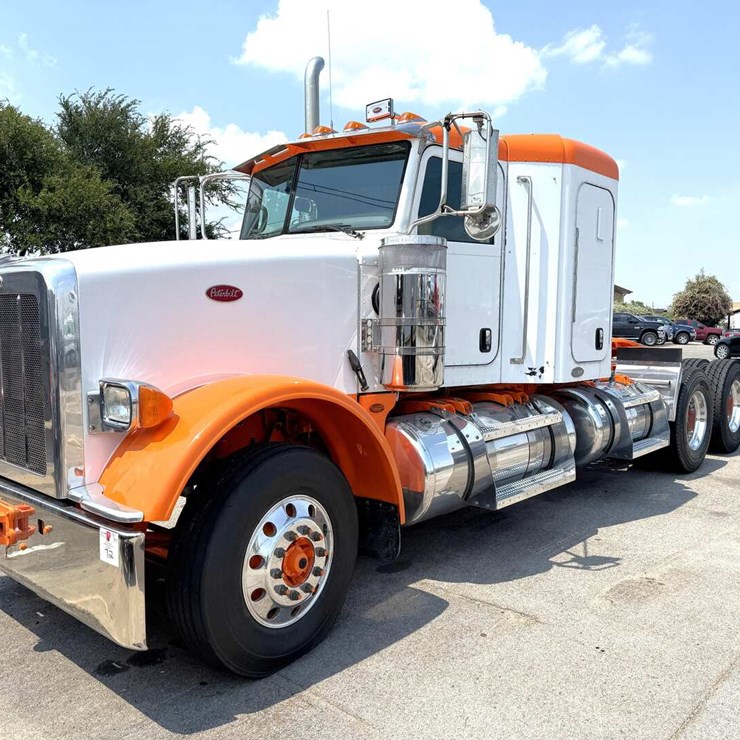 2013 PETERBILT 367