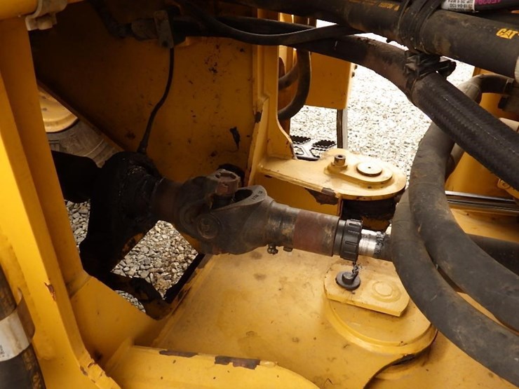caterpillar-930m-image-17