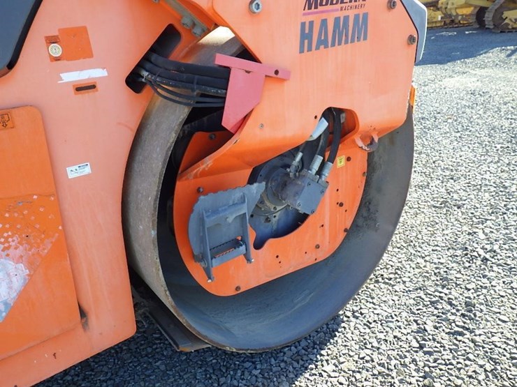 2012-hamm-hd140vvh-smooth-drum-compactor-image-12