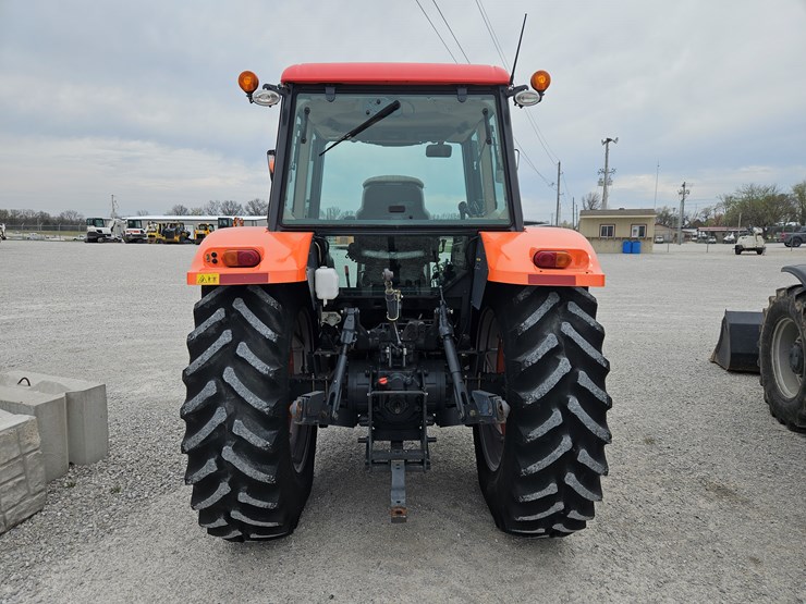 2015-kubota-m135x-image-8