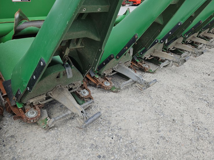 2008-john-deere-608c-image-2