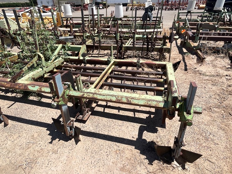 #9040-•-3-pt-spike-tooth-tillage-implement-custom-image-16