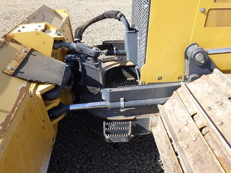 2019-deere-450k-lgp-image-9