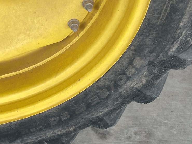 john-deere-7230-premium-image-55