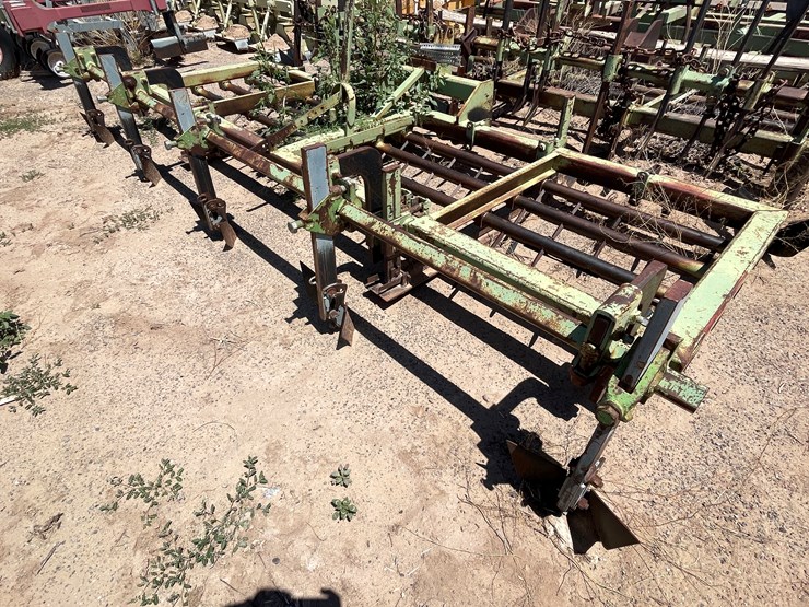 #9040-•-3-pt-spike-tooth-tillage-implement-custom-image-26