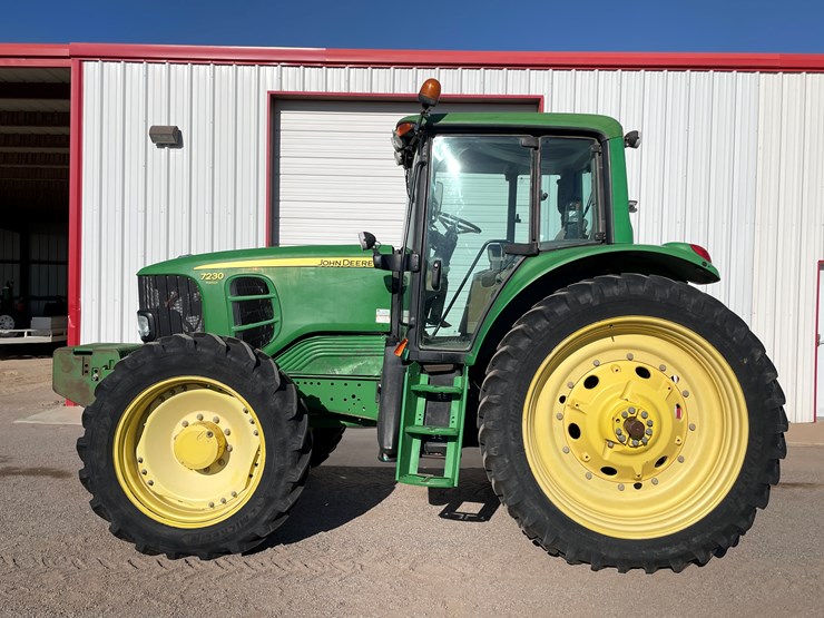 john-deere-7230-premium-image-2