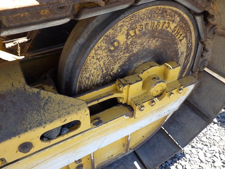 2021-deere-550k-image-53