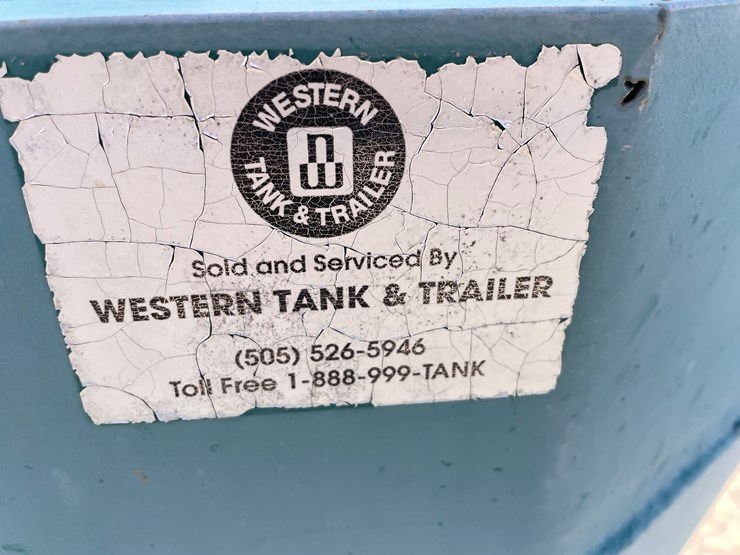 #9021-•-western-tank-liquid-fertilizer-on-4-wheel-wagon-image-19