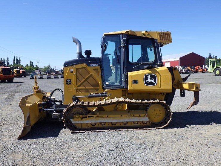 2021-deere-550k-image-6