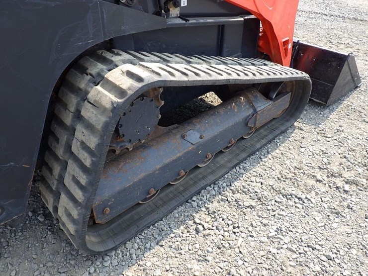 kubota-svl97-2-image-34