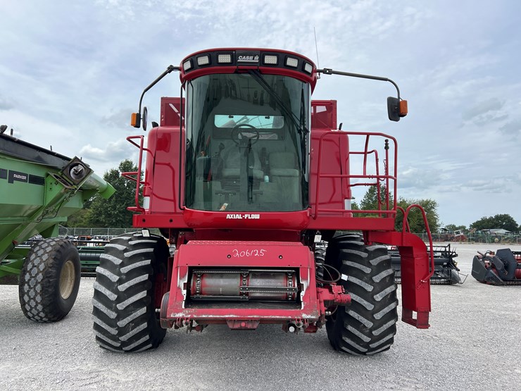 2003-case-ih-2388-image-2