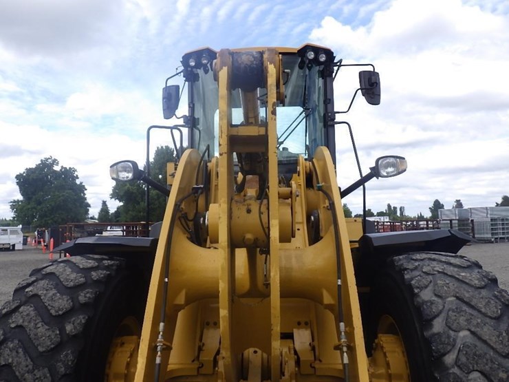 2018-caterpillar-938m-image-11