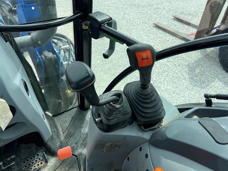 2015-new-holland-t4.75-image-9