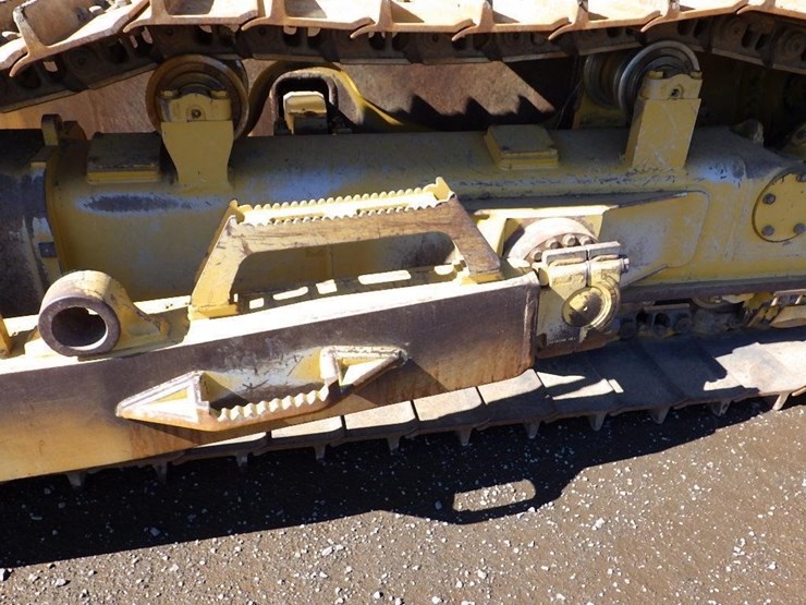 2019-caterpillar-d7e-lgp-image-9