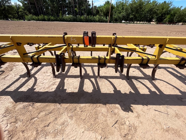 #9033-•-hamby-3-pt-field-cultivator-image-9