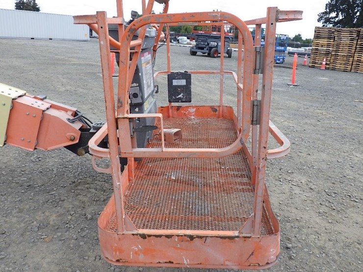 2007-jlg-600s-image-9