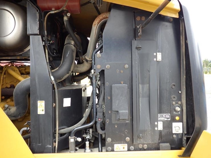 caterpillar-930m-image-24
