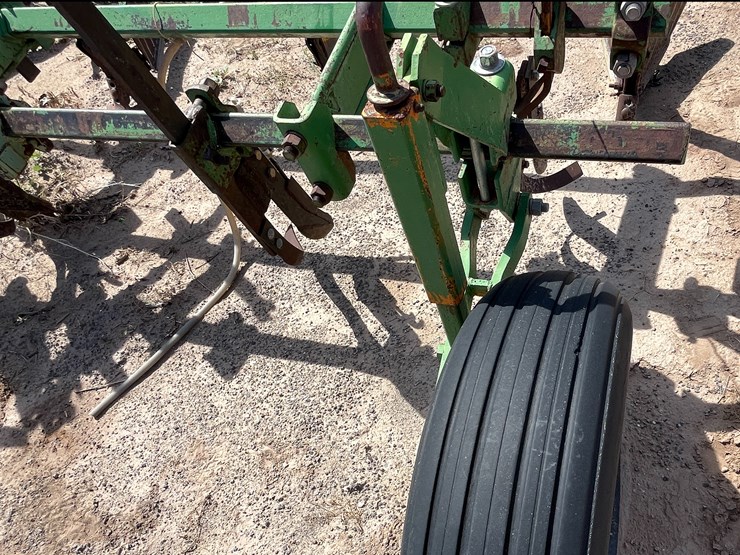 #9031-•-custom-3-pt-fertilizer-tool-bar-image-12