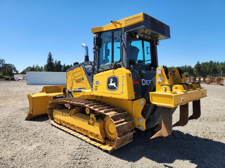 2023-deere-700l-image-7