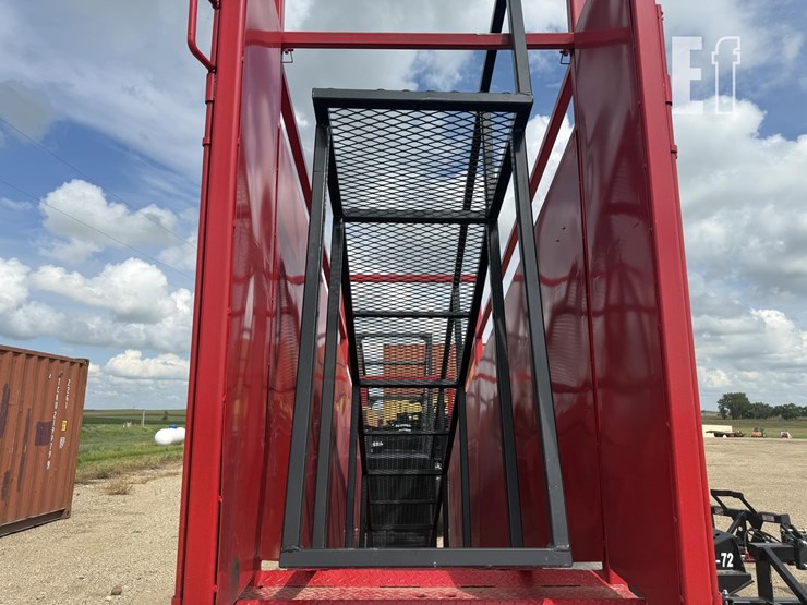 2025-industrias-america-cattle-loading-chute-image-4