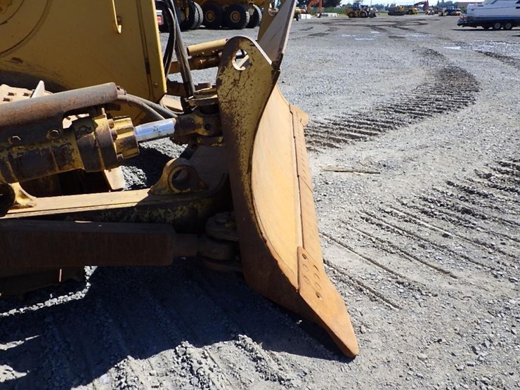 2011-caterpillar-d7e-image-16