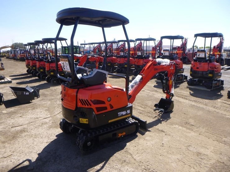 2025-tpm-16-hydraulic-excavator-image-3