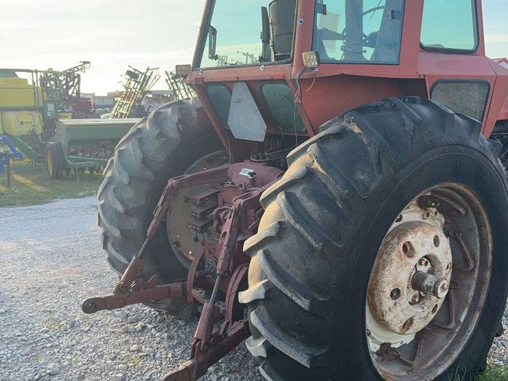 allis-chalmers-7060-image-8