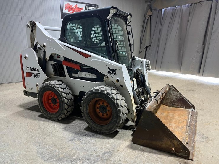 2019-bobcat-s570-image-7