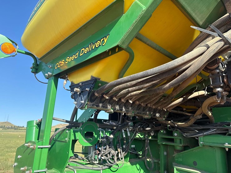 2014-john-deere-1770nt-image-26