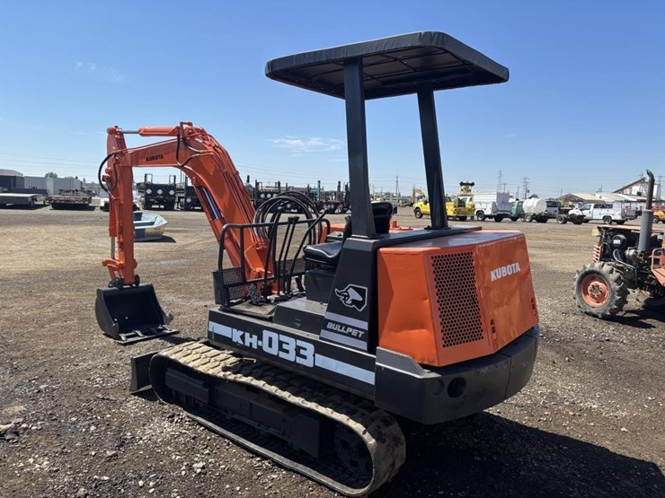 kubota-kh033-image-4