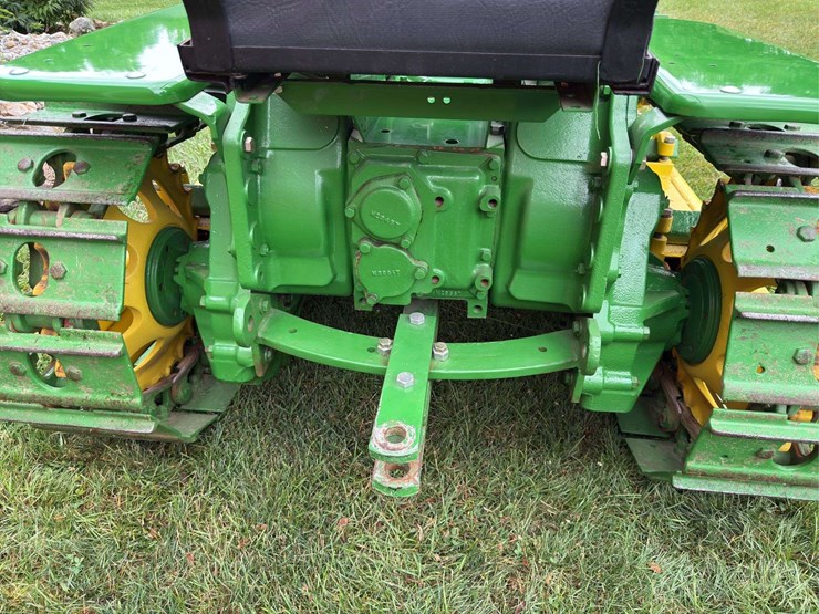 john-deere-420c-image-16