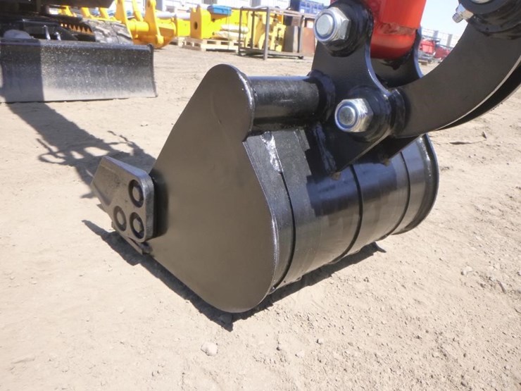 2025-tpm-16-hydraulic-excavator-image-10