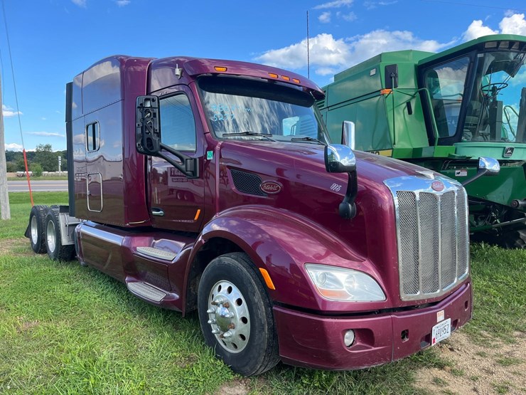 2015-peterbilt-579-image-6