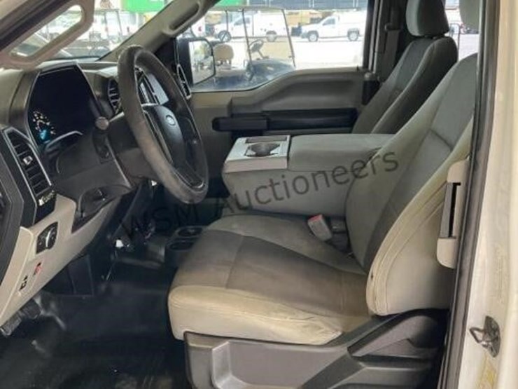 2016-ford-f150-image-21