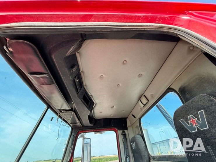 2017-western-star-w4700sb-day-cab-truck-(gp11326,-unit-81)-image-99